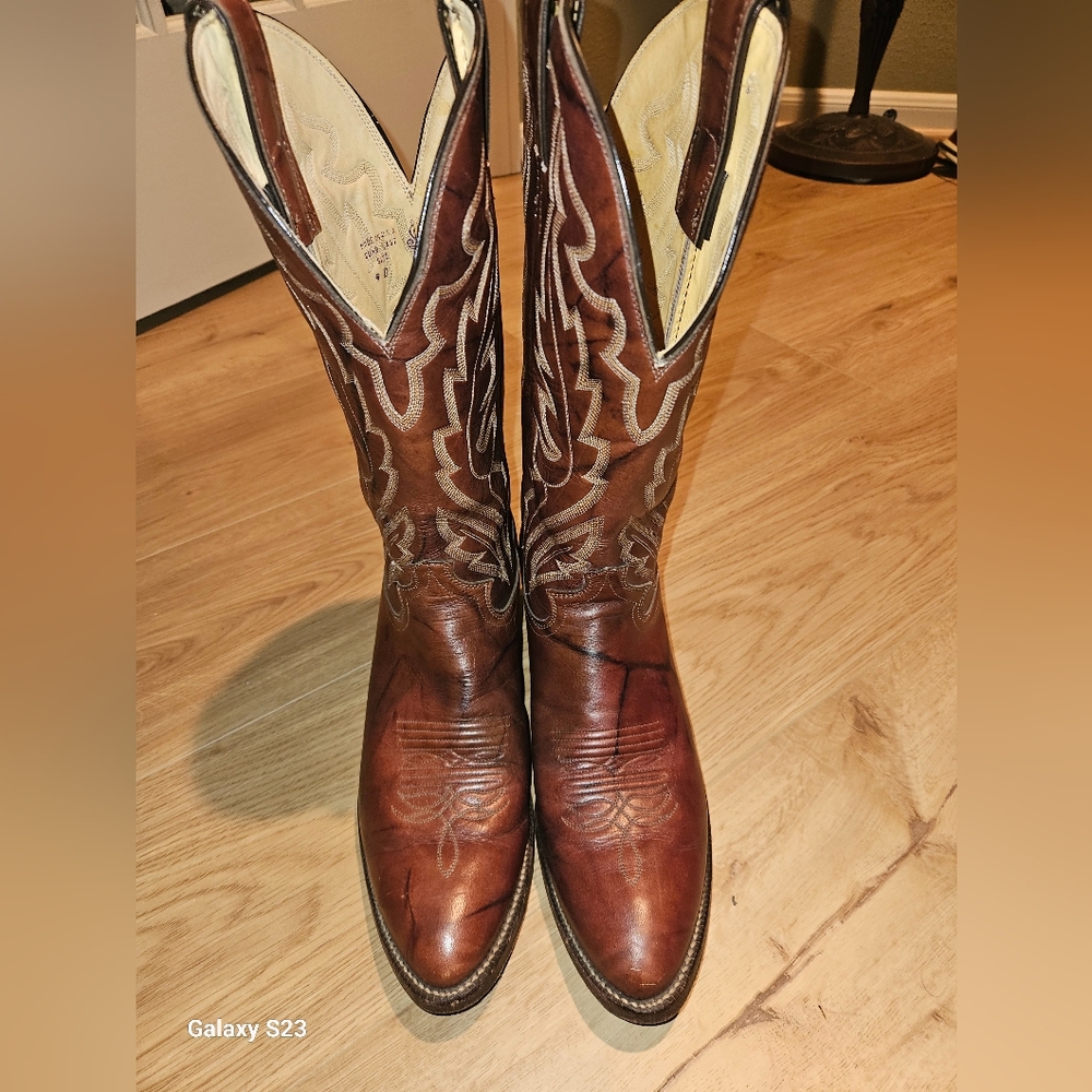 Justin Men's Round Toe Western Cowboy Boots Size 9.5